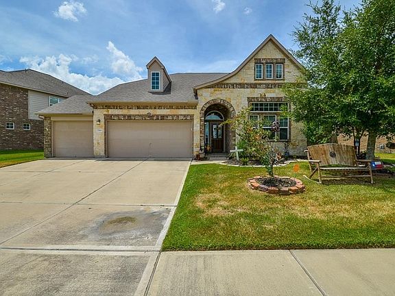 2nd image of 29963 Spring Creek Ln