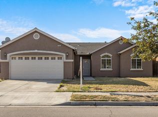 1643 Redbud St, Lemoore, CA 93245
