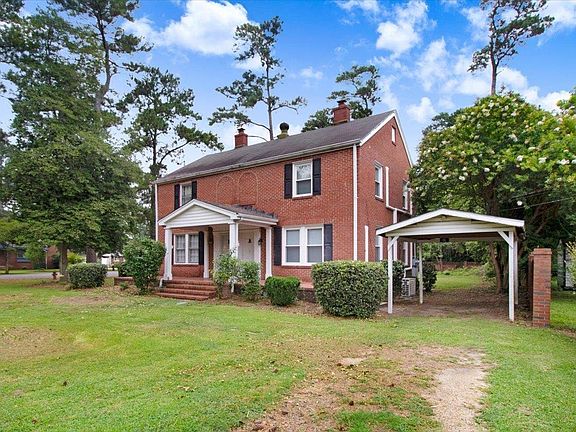 3rd image of 213 Pine Cir Unit A