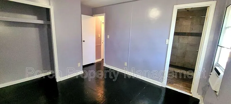 Studio, 950 sqft, $1,095 — Photo 4