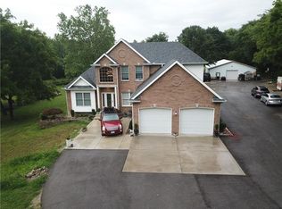 28403 E Moreland School Rd, Blue Springs, MO 64014