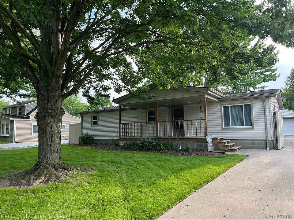 1st image of 22120 Monterey Dr