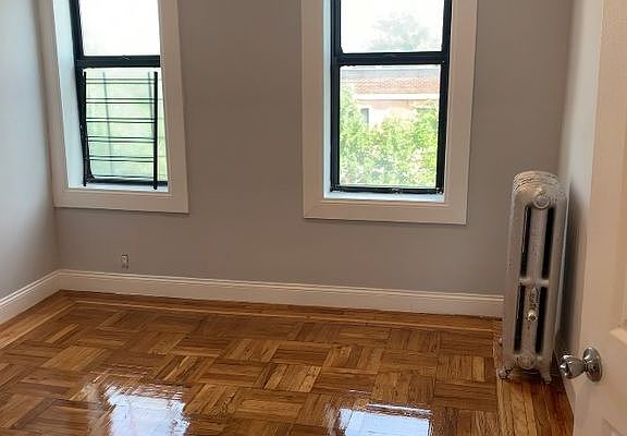 3rd image of 1374 Bronx River Ave #1C