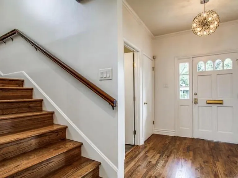 101 Rosemary Ave — Photo 2