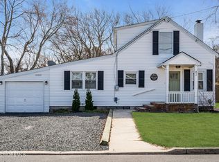 82 Clearwater Drive, Waretown, NJ 08758