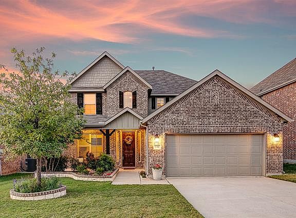 2nd image of 636 Sundrop Dr