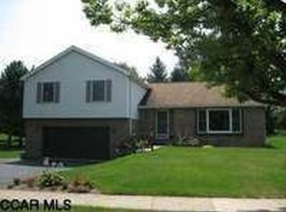 846 Hedgerow Dr, State College, PA 16801