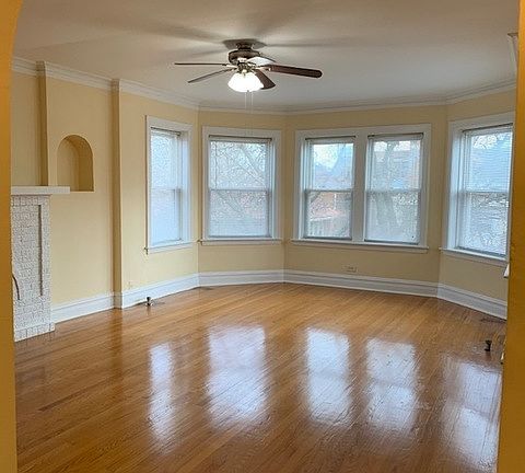 2nd image of 6332 N Fairfield Ave APT 3
