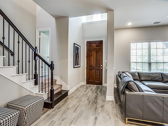 5th image of 849 Dartford Dr