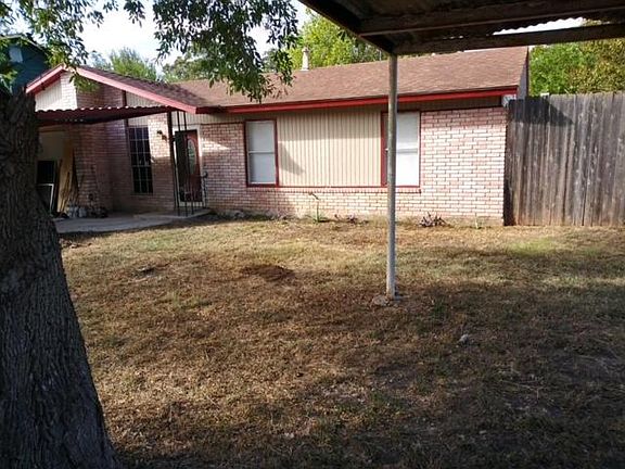 3rd image of 3123 Pine Hollow St