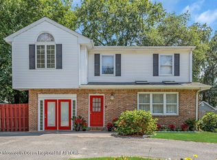 722 Maple Ave, Brick, NJ 08724