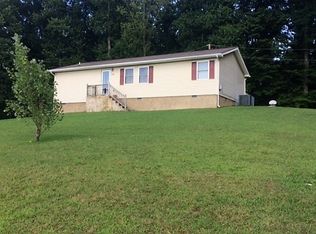 2824 Combs Ln, Morristown, TN 37814