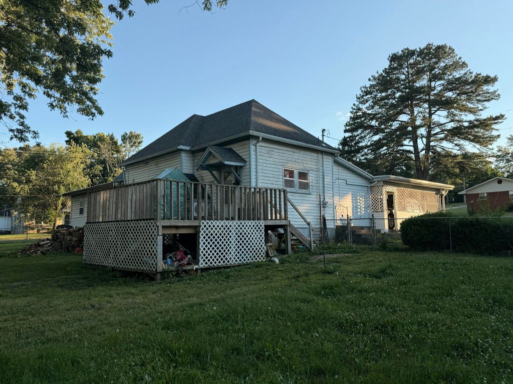 207 Broadway Street, Alton, MO - View 6