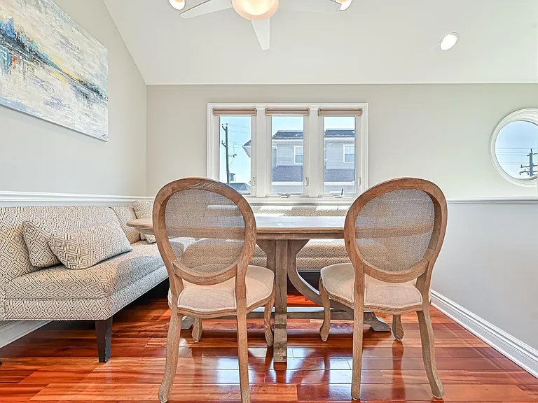25 S 31st Ave — Photo 38