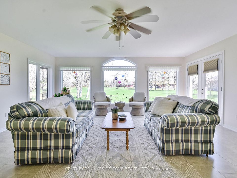 1st image of 121 Bayshore Dr
