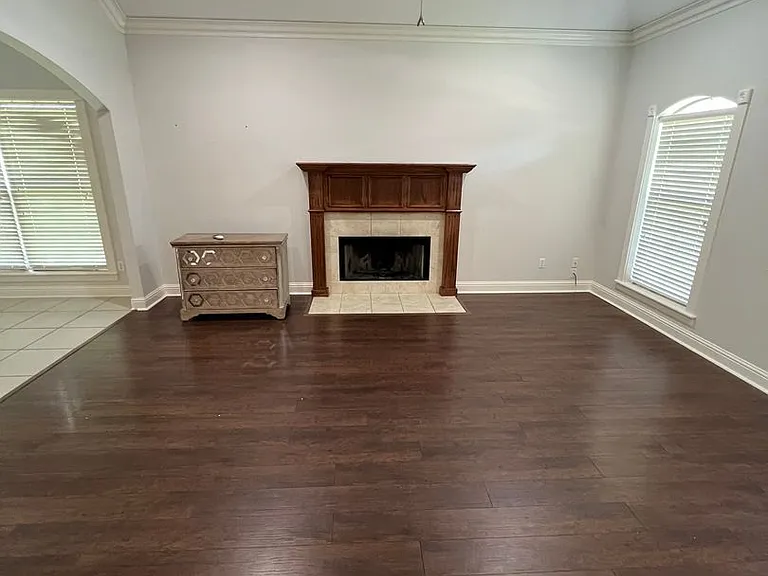 10513 Plum Creek Dr — Photo 16
