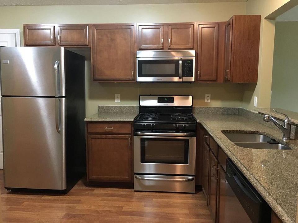 1st image of 4036 Rivertown Ln SW