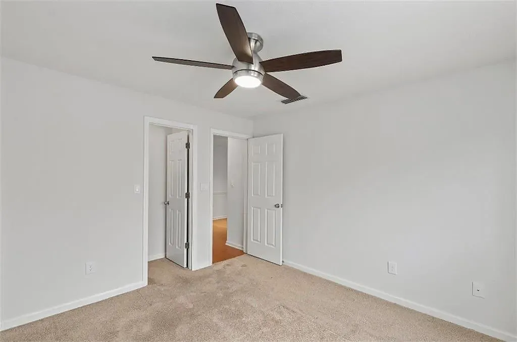 629 Granville Ct — Photo 1
