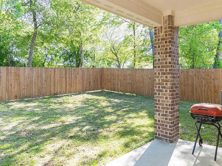 107 Pinkston St — Photo 21
