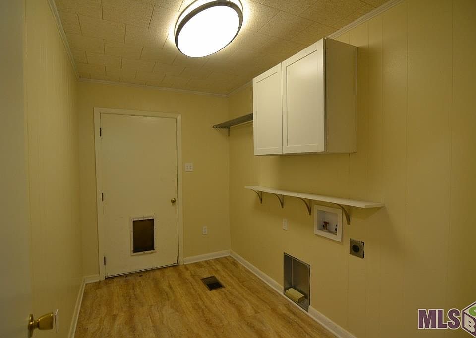 2nd image of 10730 Lindsey Ln