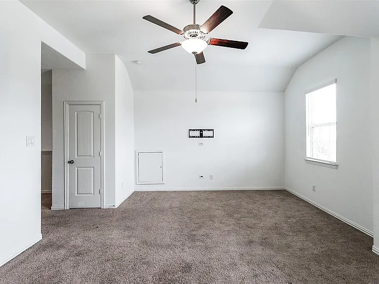 9011 Beacon Mill Dr — Photo 18