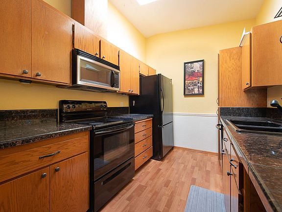 4th image of 8218 126th Ave NE APT E32