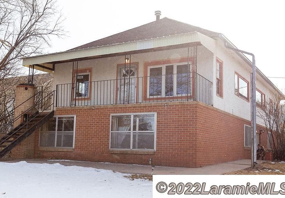 1st image of 1208 Canby St