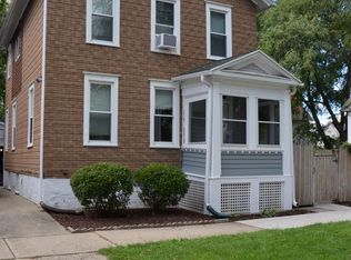 717 44th St FLOOR 1, Kenosha, WI 53140