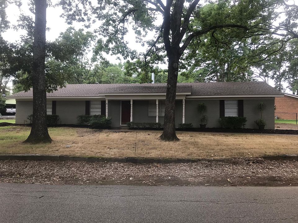 1st image of 601 K Dr
