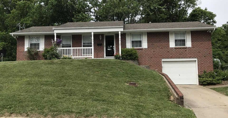 1st image of 305 Belair Dr
