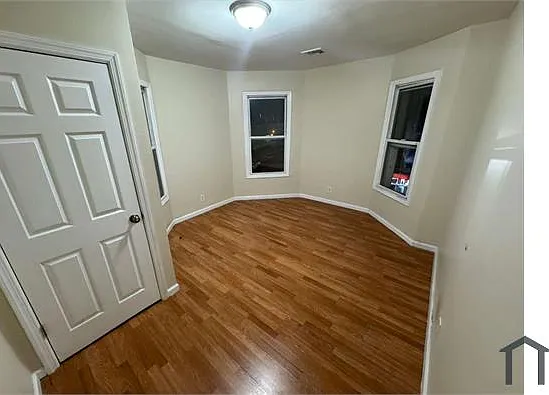 101 Eaton Pl #3 — Photo 9