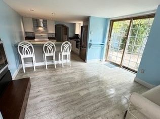 172 Granite St APT 5, Rockport, MA 01966