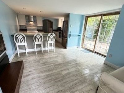 172 Granite St APT 5, Rockport, MA, 01966