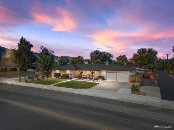 511 S Snyder Ave, Tehachapi, CA 93561