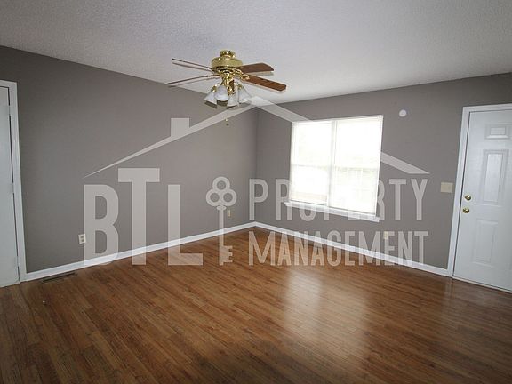 5th image of 114 Rose Oneill Dr