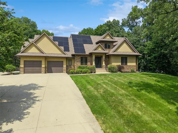 7270 NW 23rd St, Ankeny, IA 50023