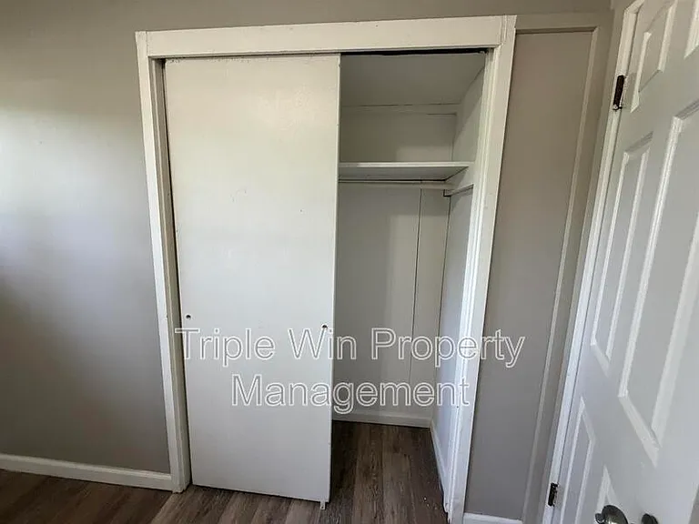 835 Bobbins Ln — Photo 21