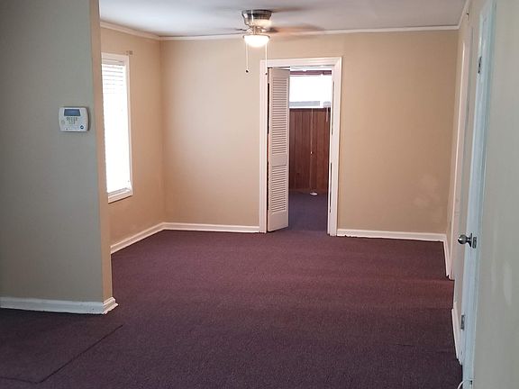 4th image of 1049 Lynwood Dr