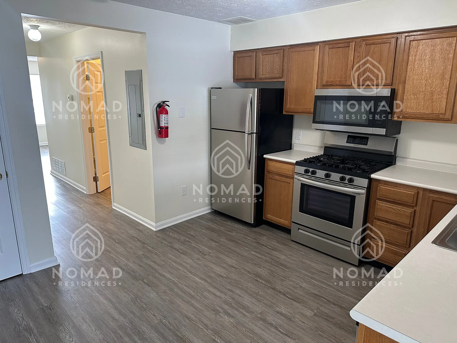 2 bed, 1.0 bath, 900 sqft, $1,200 — Photo 4