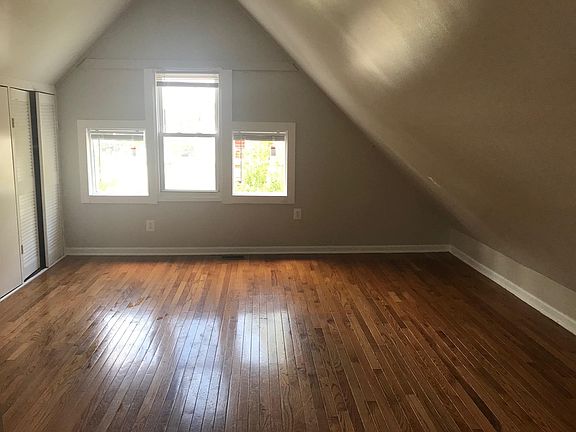 3rd image of 3101 N Lawndale Ave #2