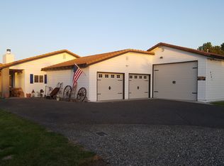 4501 S Rainier Ct, Kennewick, WA 99337