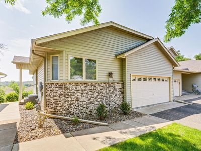 5259 Pathways Ave, White Bear Lake, MN, 55110
