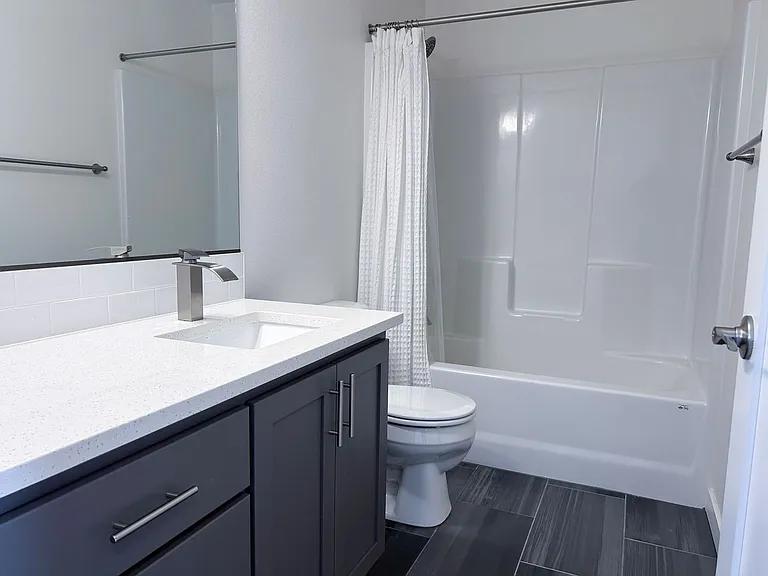 6127 Blue River Dr SE — Photo 16