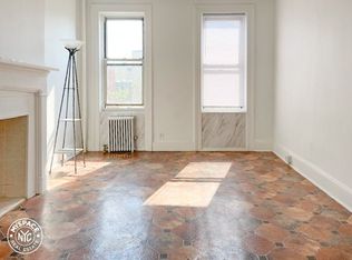 68 Diamond St #4S, Brooklyn, NY 11222