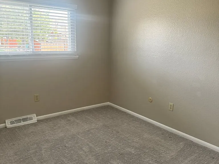 4103 Everton Dr — Photo 6