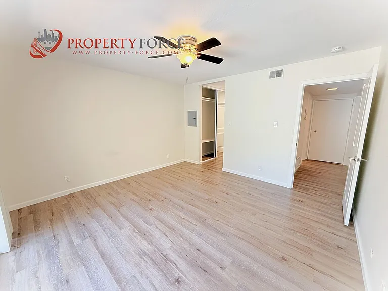 15 Mulberry Ct — Photo 34