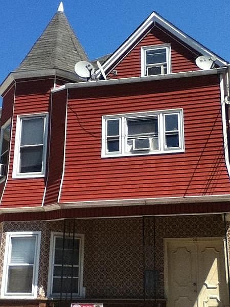 1st image of 14 Cortland St
