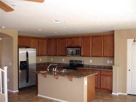 4th image of 38677 N Alamo Ct