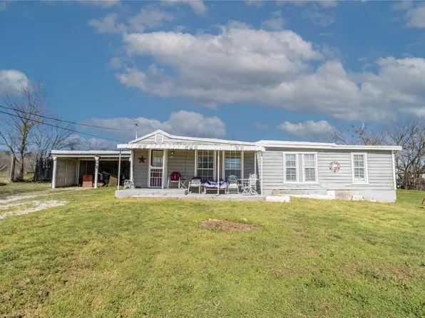 409 E 4th St, Weatherford, TX 76086
