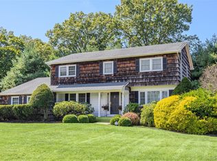 21 View Rd, Setauket, NY 11733